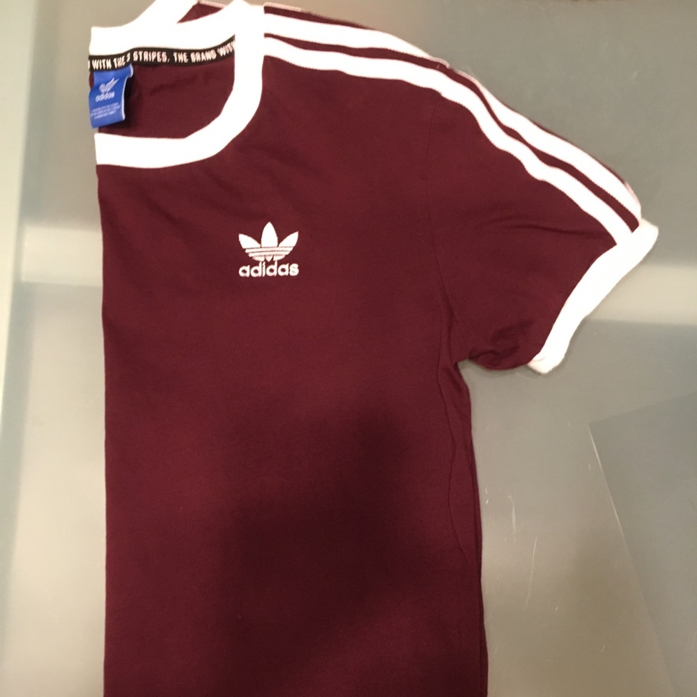 Adidas maroon + white women’s small